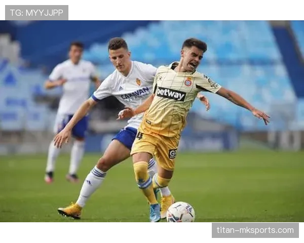 埃斯帕尼奥尔重返西甲，备受期待的赛季前景将推动球队再创佳绩。