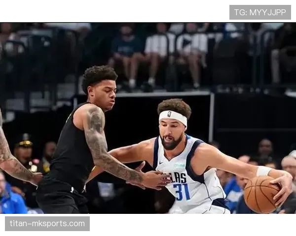 克莱·汤普森三分无球跑位提升效率显著拉开勇士攻防空间